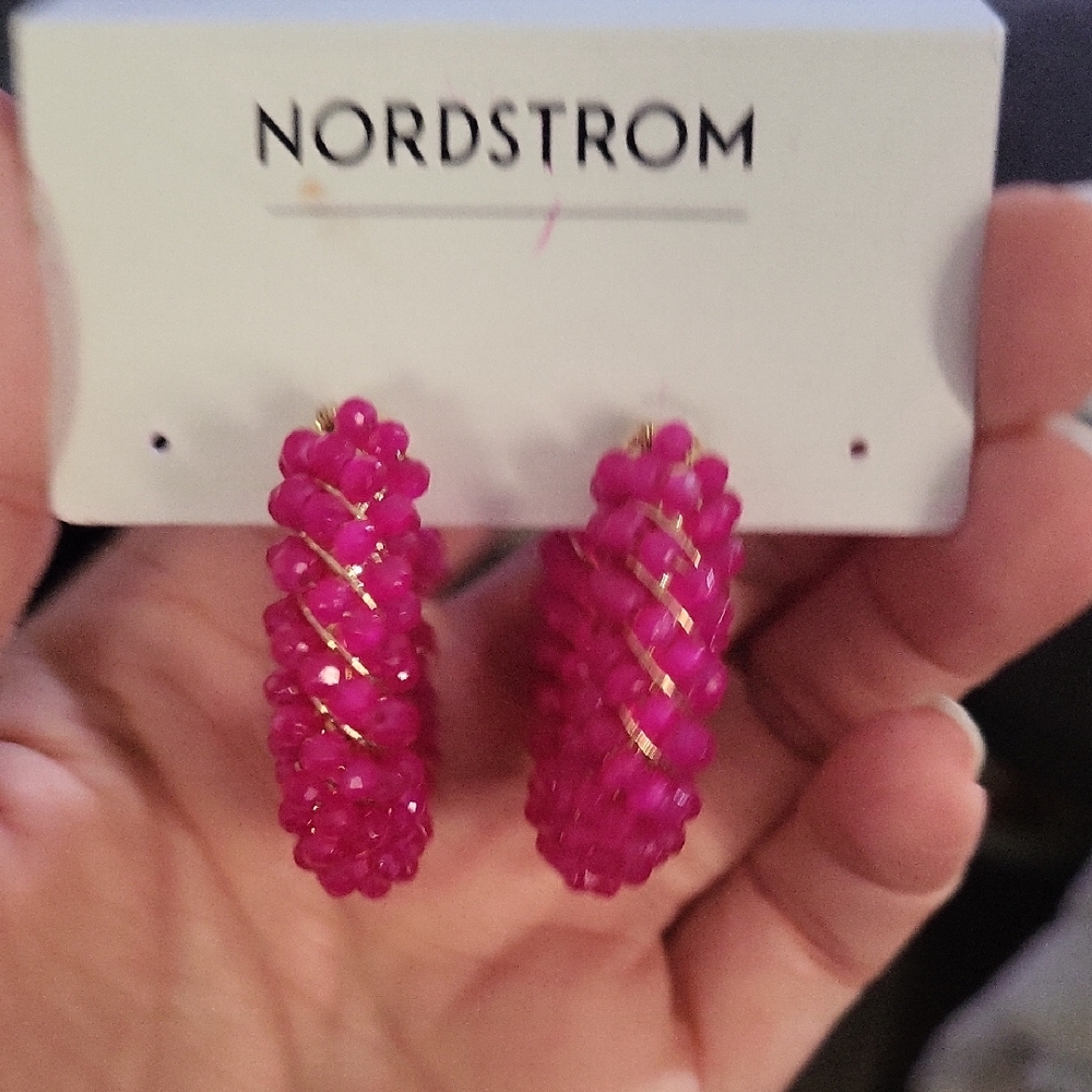 Nordstrom Fuchsia Beaded Earrings‎